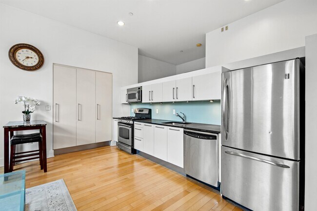 Photo - 4 Beacon Way Unit 15