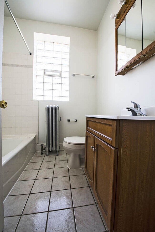 Photo - 1616-22 W 80th Chicago, IL 60620