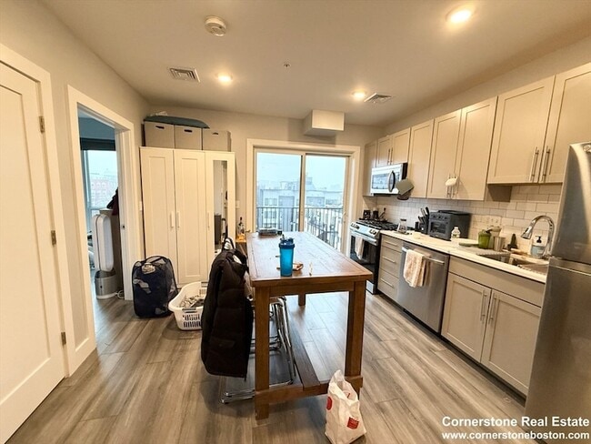 Photo - 55 W Fifth St Unit 506