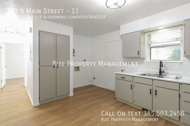 Photo - 770 N Main St Unit 11