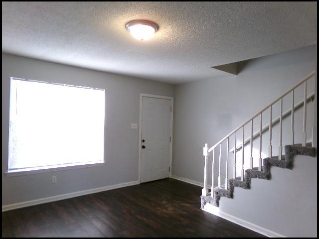 Photo - 1805 Sanford Dr