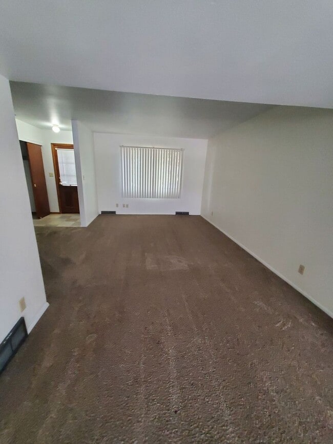 650-670 S 60th St. - 650-670 S 60th St. Apartamento Unidad 658