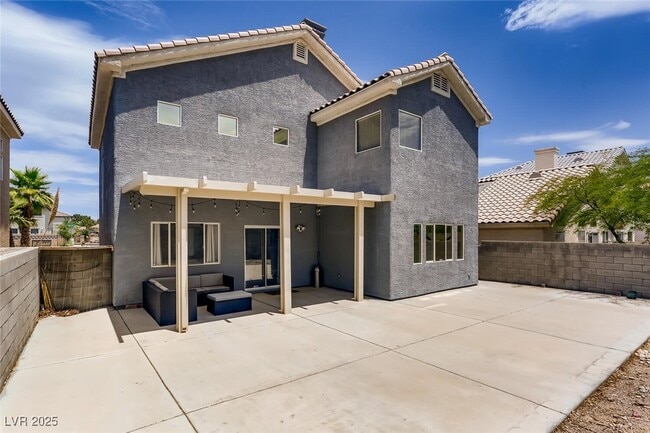 Building Photo - 7237 W Mesa Vista Ave Rental