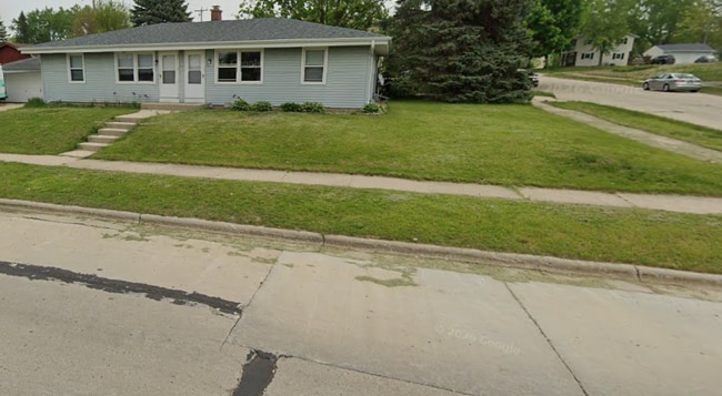 Photo - 1907 Green Tree Rd