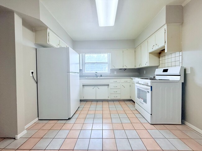 Building Photo - 238 Palmer Dr Unit B