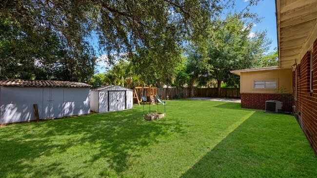 Photo - 3219 Fruitwood Ln