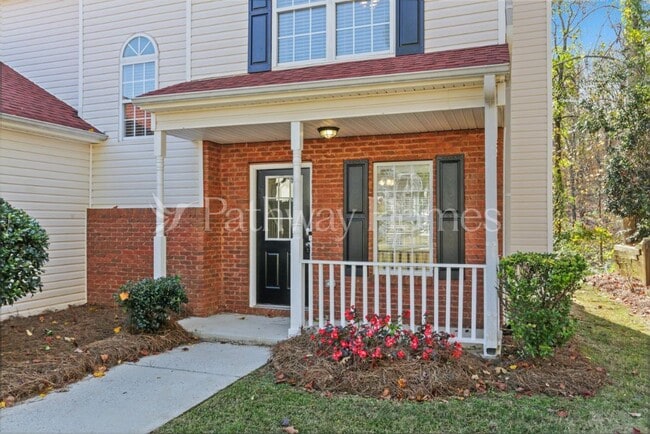 Photo - 62 Nellie Brook Dr SW