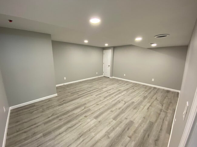 Building Photo - 3526 Dinsmore Castle Dr Rental