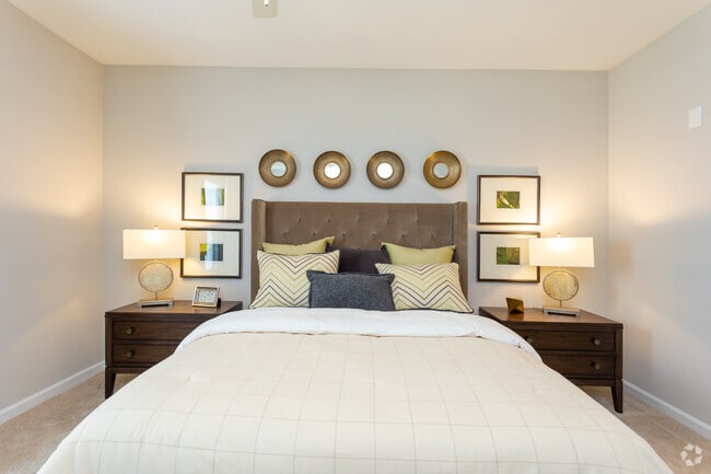 3BR, 2BA - 1311sf Emerald- Bedroom - Maystone at Wakefield