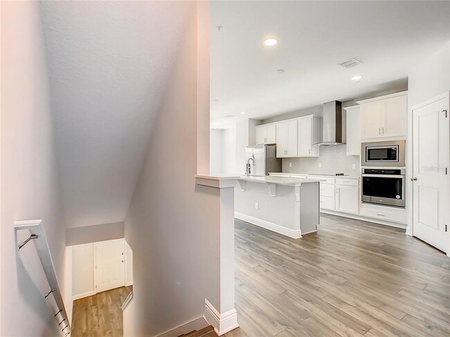 Photo - 1108 Spotted Sandpiper Lp