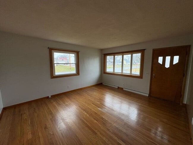 Photo - Three bedroom one bathroom home for rent in Perry