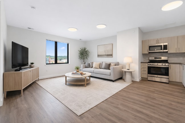 Building Photo - 49s Day St. - 419