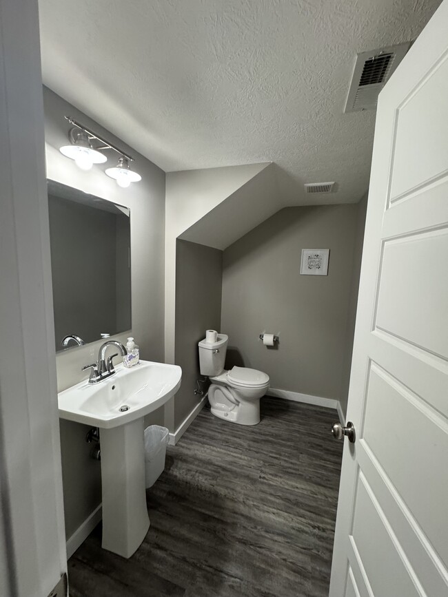 Photo - 241 Berry Ln