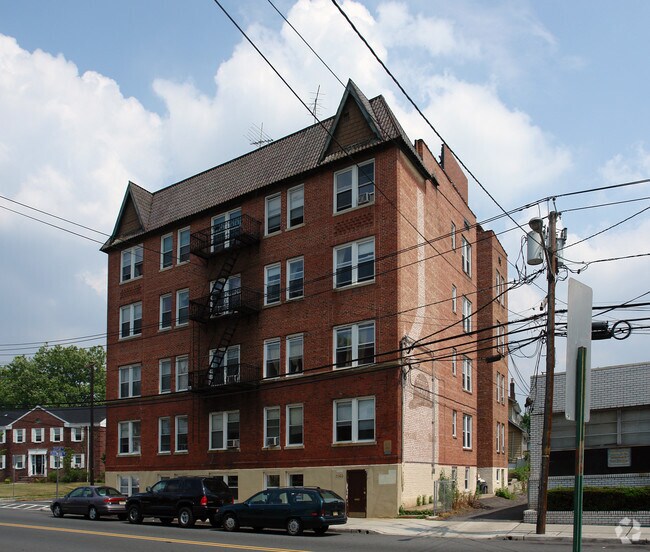 Photo - 25 Fleetwood Pl