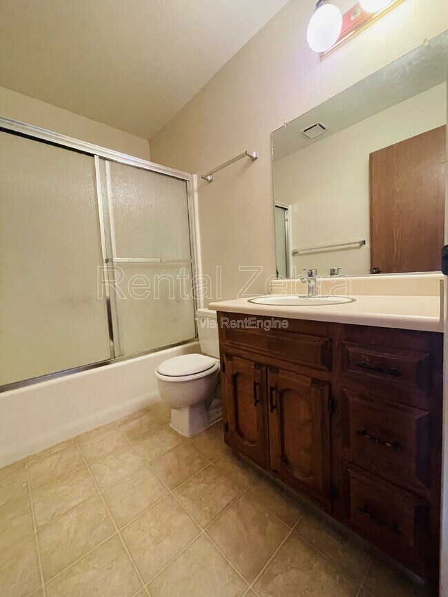 Photo - 3068 Colony Park Dr