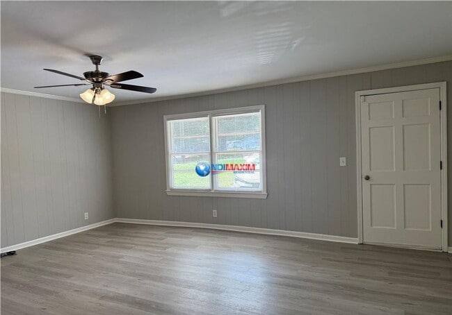 Photo - 1547 Mountain View Cir NW
