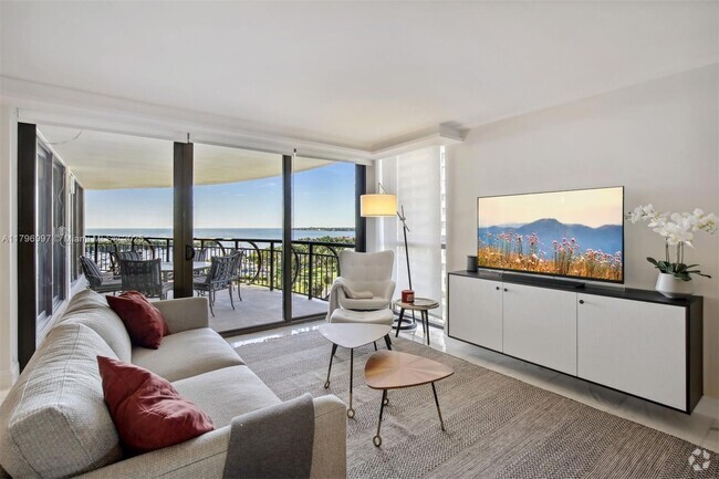 Building Photo - 2843 S Bayshore Dr Unit 10C Rental