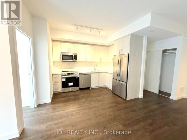 Photo - 117 Marydale Ave