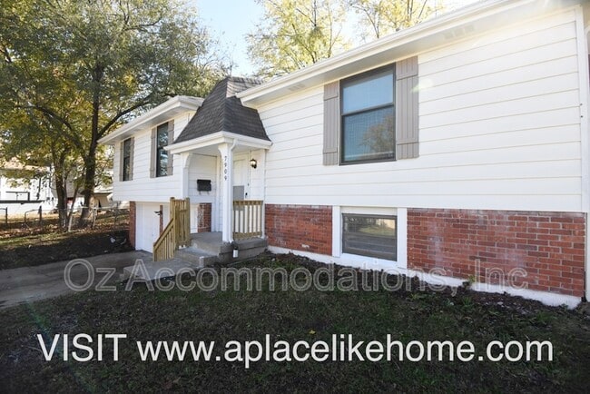 Photo - 7909 E 104 Terrace