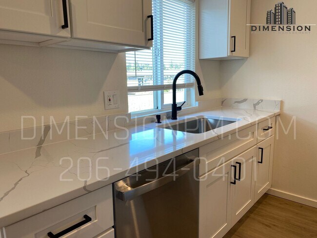 Centrally Located Apartments in Burien!