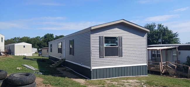 Photo - 2 Evergreen Ct