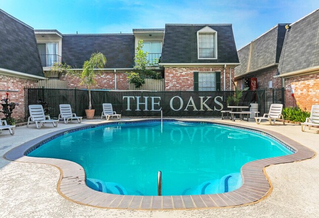 The Oaks Apartments - The Oaks Apartments