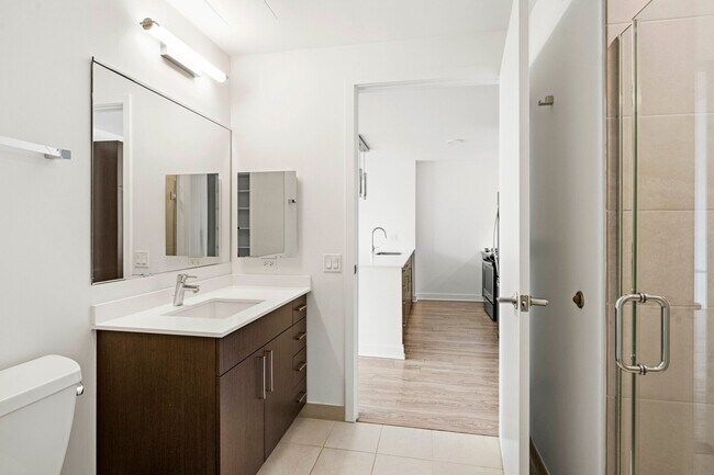 Photo - 1342 S Michigan Ave