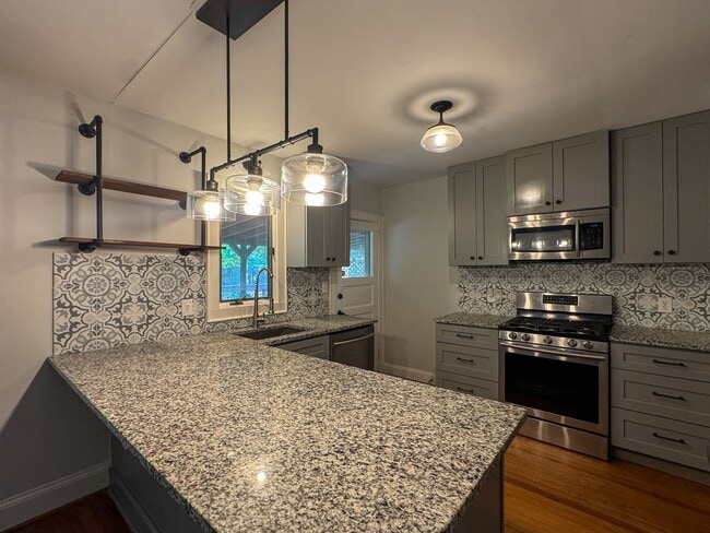 Photo - Charming 2 Bed 1.5 Bath Home in Haymount
