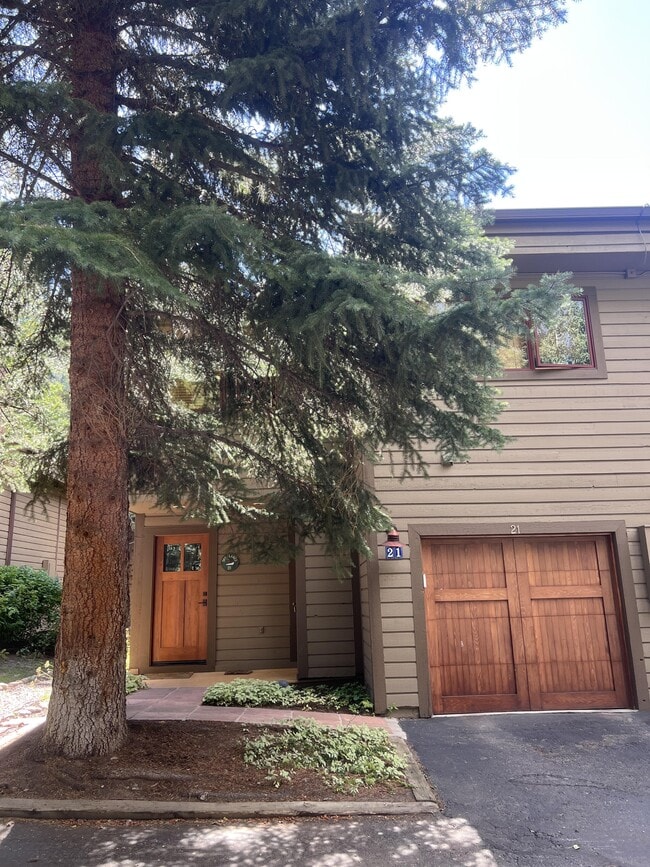 Photo - 4552 Meadow Dr