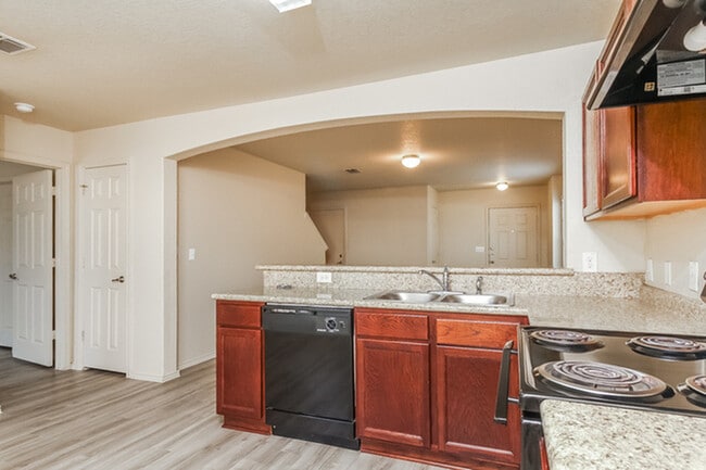 Photo - 10702 Butterfly Pass