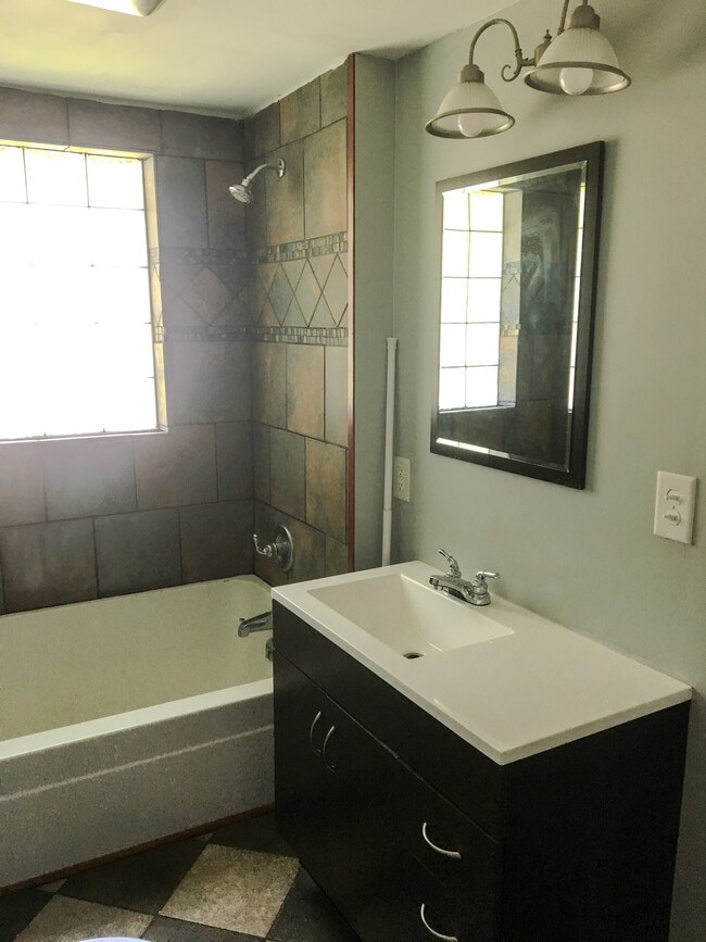 Photo - 108 Denson Ave NW