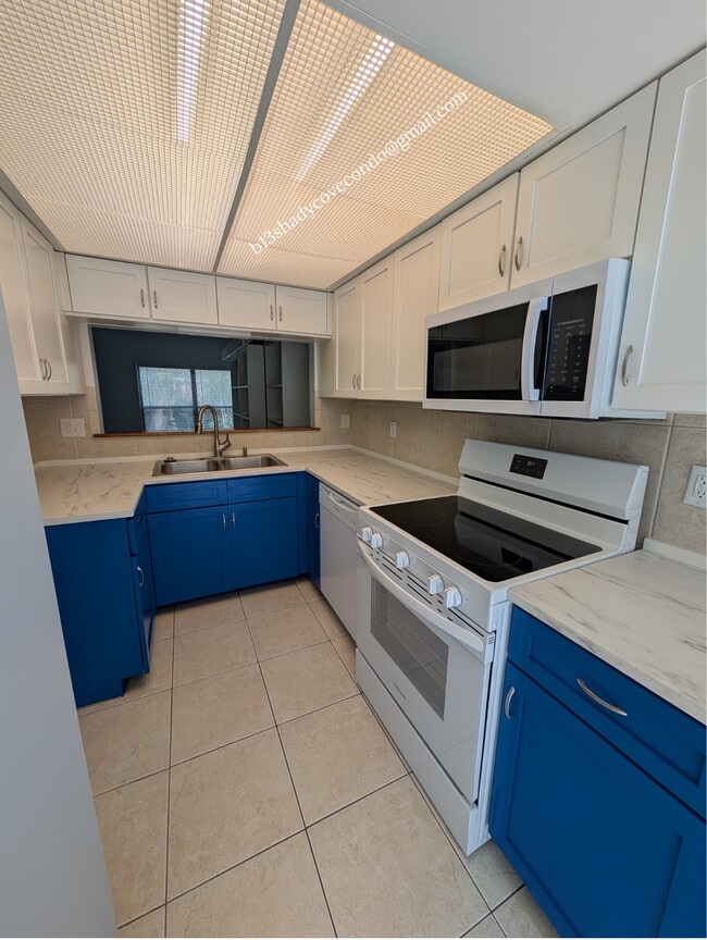 Photo - 5568 La Moya Ave