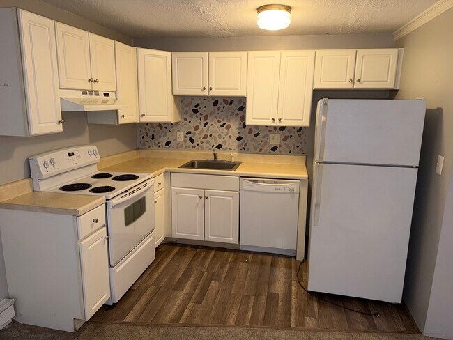 Photo - 1691 Cambridge St Unit 14