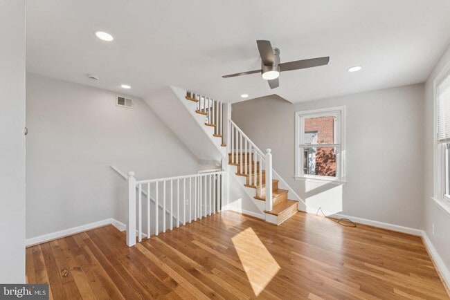 Photo - 3621 S Kemper Rd