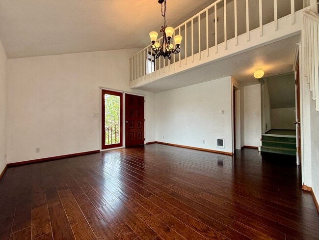 Photo - SCHEDULE A SHOWING TODAY TO VIEW THIS CHARMING APRATMENT IN PRINEVILLE!! Unit 1