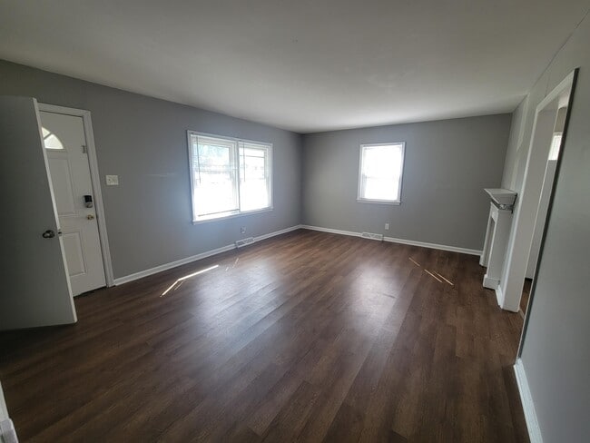 Photo - 1849 Dunkirk Dr