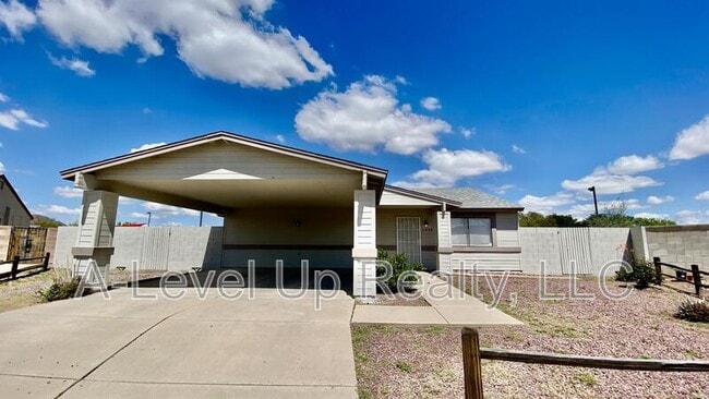 Photo - 1834 W Holland Dr