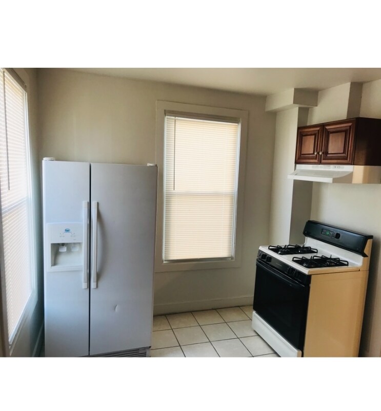 Photo - 656 Second St Unit Apt 1