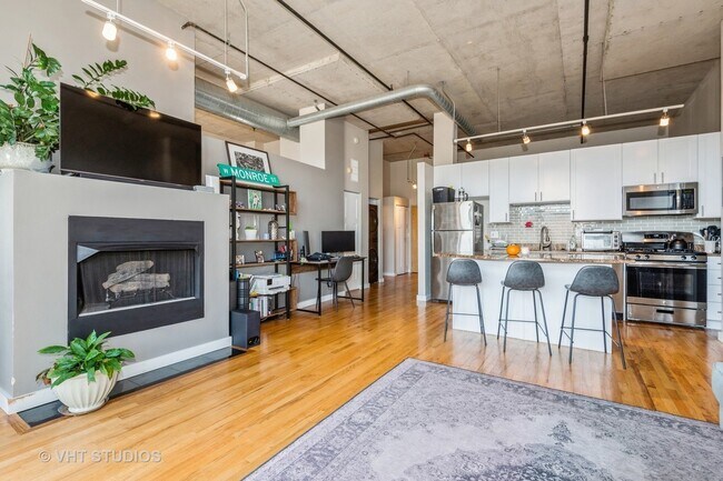 Photo - 6 S Laflin St Unit 312