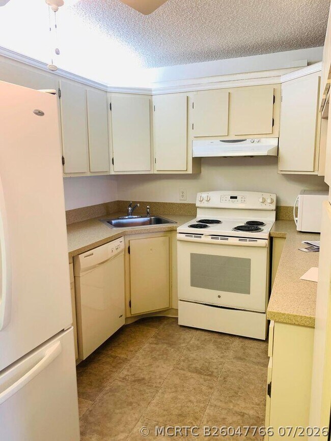 Photo - 714 Sunny Pine Way Unit C2