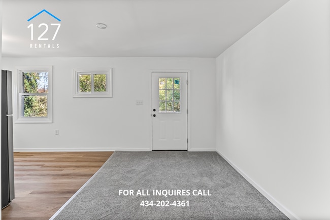 Photo - Updated 3BR Apartment with Modern Kitchen ...