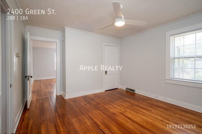 Photo - 2400 Green St