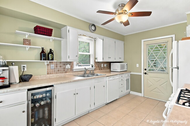 Photo - 2904 Wooded Ln