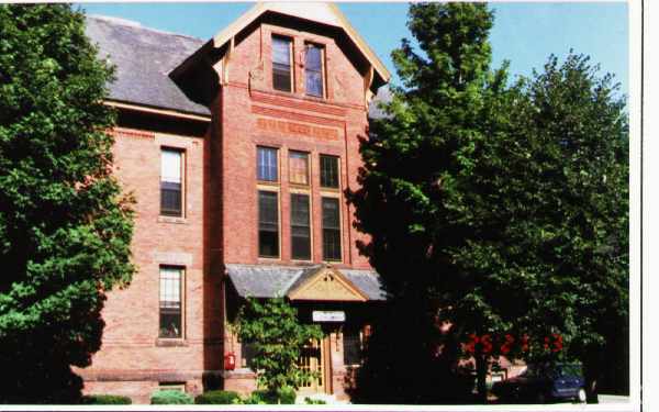 Hudson Schoolhouse Apartments - Hudson Schoolhouse Apartments