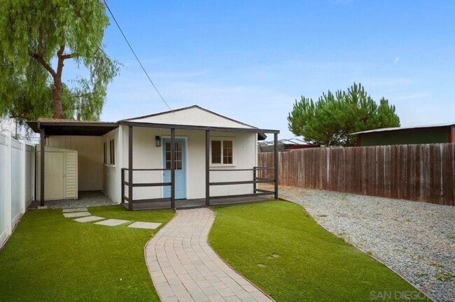 Building Photo - Private Detached ADU for Rent – $1,750/Month (Utilities + WiFi Included!)