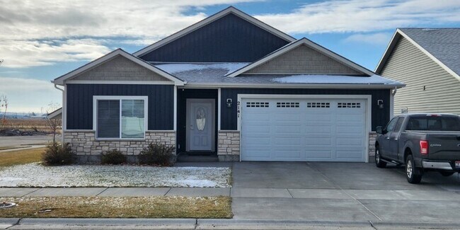2141 Summerfield Ln - 2141 Summerfield Ln House