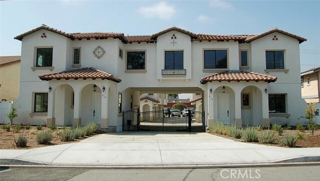 Building Photo - 425 W Duarte Rd Unit 411A Rental