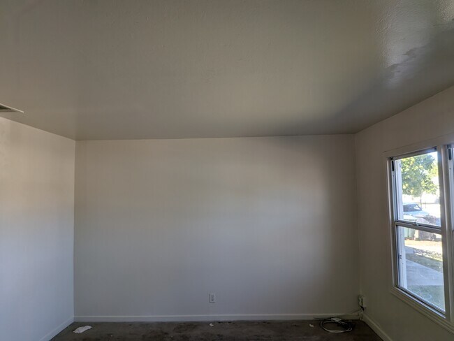 Photo - 5302 Thurman Way