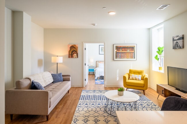 Photo - Lincoln Square