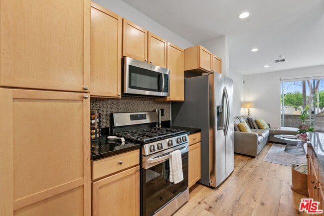 Photo - 6400 Crescent Prk E Unit 113